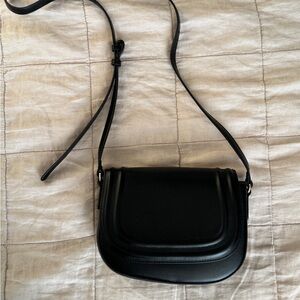 Old Navy Saddle Crossbody Bag